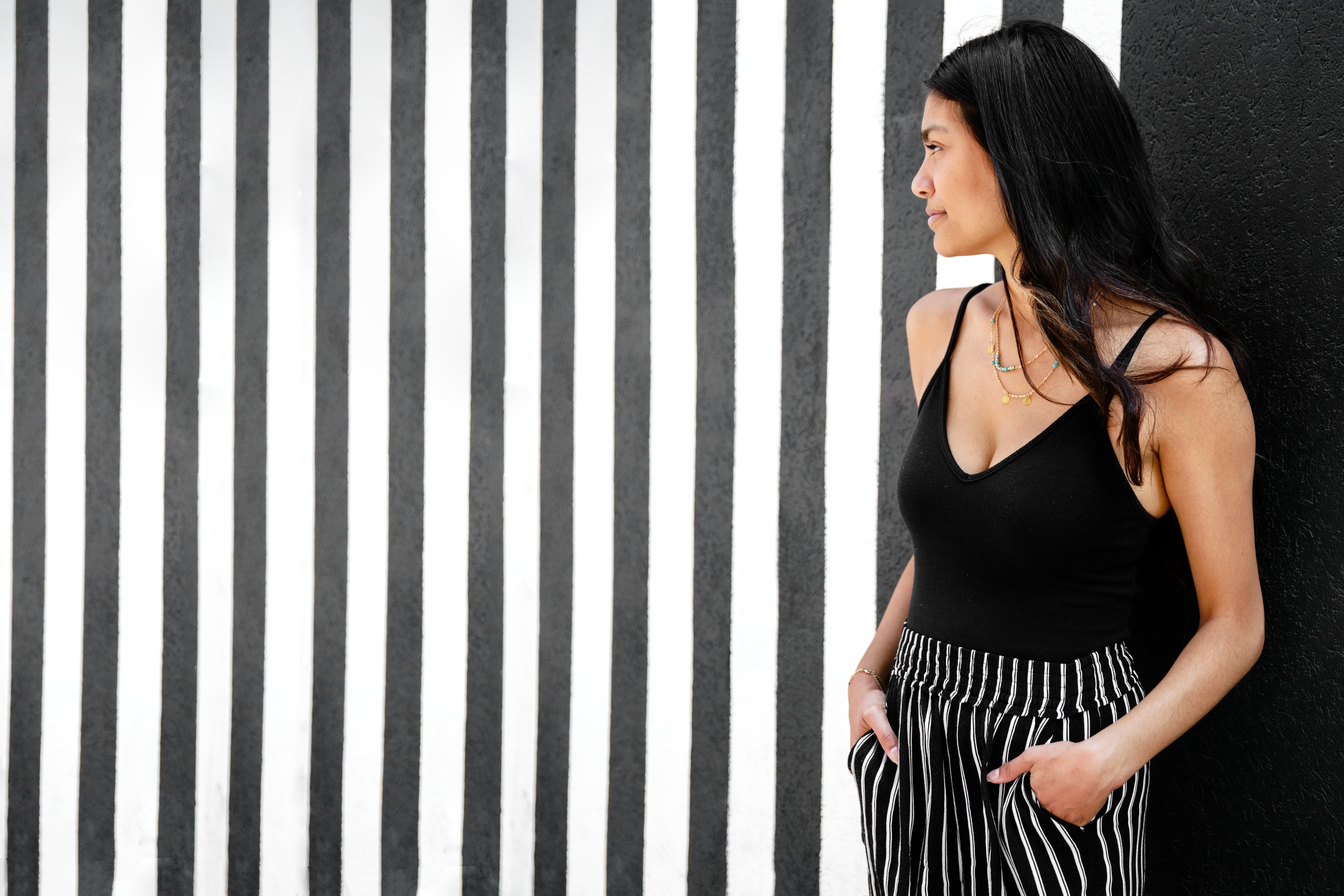 files/woman-wearing-stripes.jpg